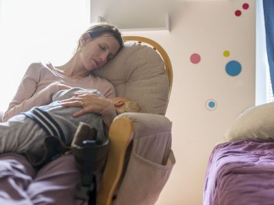 «Θα δίπλωνα τα ρούχα αλλά αντ' αυτού προτίμησα να σε κρατήσω στην αγκαλιά μου»