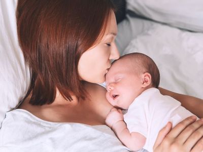 Θηλασμός: Πώς θα καταλάβω ότι το μωρό πεινάει;