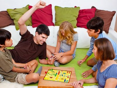 «Οι Μονόκεροι της τύχης»: Το επιτραπέζιο που θα καθηλώσει τα παιδιά