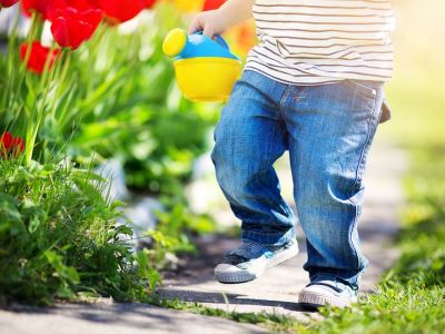 Βελούδινα μπλε παπούτσια για αγόρια που θέλουν να ξεχωρίζουν για το στιλ τους