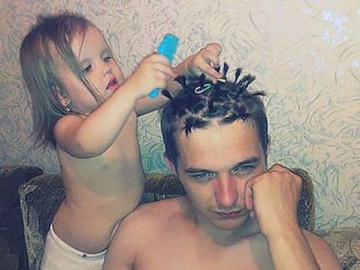 Ποιος είπε ότι μόνο οι μαμάδες περνάνε δύσκολα; Δείτε πώς είναι η ζωή των μπαμπάδων (pics)