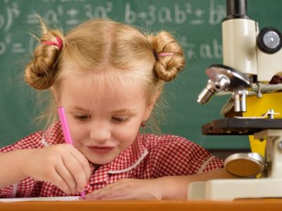 Αυτό το εργαστήριο με μαγνήτες θα συναρπάσει τους μικρούς επιστήμονες