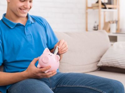 Πώς μπορείτε να βοηθήσετε τον έφηβο να αποκτήσει οικονομική ανεξαρτησία