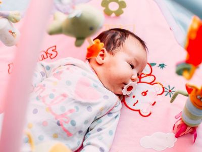 Τι να κάνετε δώρο σε ένα μωρό εκτός από ρούχα; Δείτε αυτό