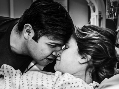 Μοναδικές φωτογραφίες μπαμπάδων τη στιγμή της γέννας (pics)