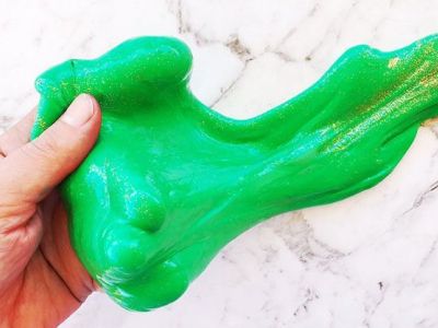 Φτιάξτε χριστουγεννιάτικη Slime με τα παιδιά σας (pics)