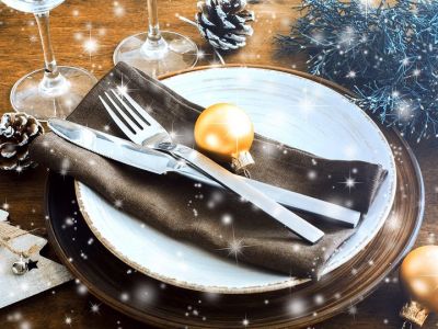 Σκορπίστε στο πρωτοχρονιάτικο τραπέζι σας μπάλες από χαρτόνι!