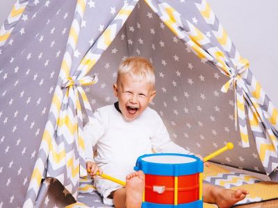 Αυτό το μουσικό όργανο δεν μοιάζει με τα συνηθισμένα