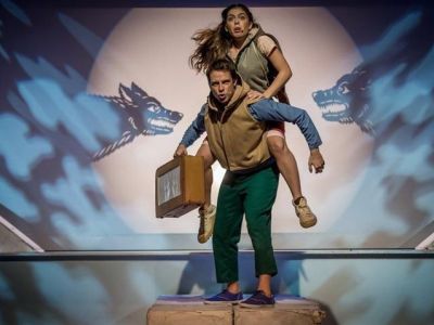 «Το αγόρι με τη βαλίτσα»: Θεατρική παράσταση για παιδιά και εφήβους