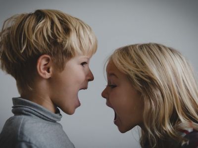 Γιατί καυγαδίζουν τα αδέλφια;