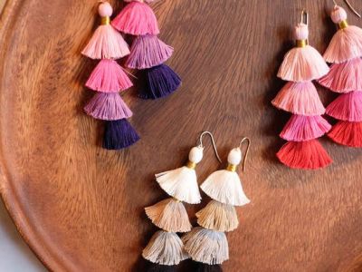 Φτιάξε μόνη σου τα δικά σου σκουλαρίκια με φούντες σε λιγότερο από 10 λεπτά