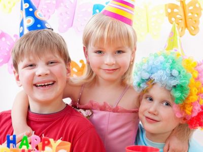 Προσκλήσεις για παιδικό πάρτι: Σας έχουμε είκοσι πρωτότυπες ιδέες (pics)