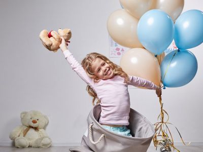 Απίθανα παιχνίδια και κατασκευές με μπαλόνια που θα ενθουσιάσουν τα παιδιά (vids)