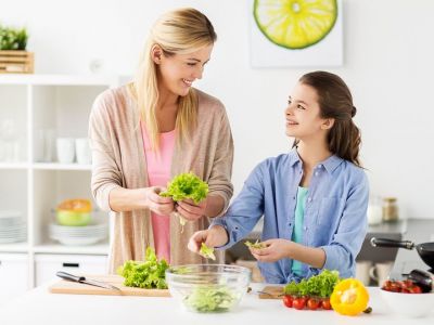Δίαιτα για έφηβα κορίτσια: Συμβουλές για υγιεινή και θρεπτική διατροφή