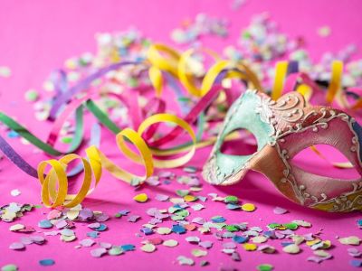 Αποκριάτικη αφήγηση παραμυθιών με τη συνοδεία ζωντανής μουσικής