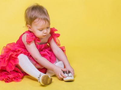 Πότε μπορεί ένα παιδί να ντυθεί από μόνο του