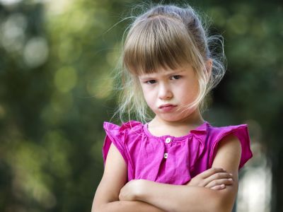 Κακόκεφο παιδί: Χρήσιμες συμβουλές για να το αντιμετωπίσετε