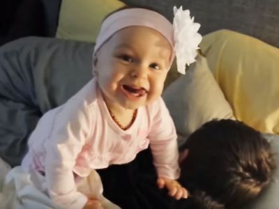 Δείτε πώς αυτά τα μωρά ξυπνούν τους μπαμπάδες τους (vid)