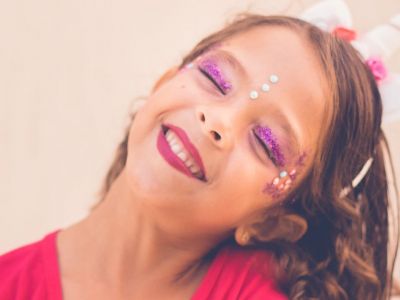 DIY: Mεταμόρφωσε τα σχολικά σου είδη βάζοντας μονόκερους παντού