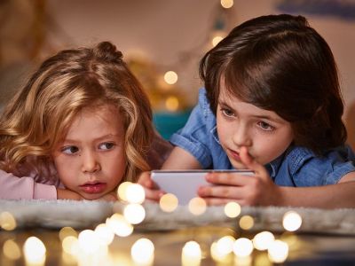 Το κόλπο που θα κάνει τα παιδιά σας να πετάξουν κινητά και tablet από τα χέρια (vid)