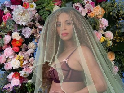 Οι πιο ωραίες ιδέες για φωτογραφίες στη διάρκεια της εγκυμοσύνης