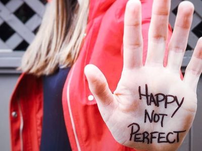 «Να είστε ευτυχισμένες, όχι τέλειες!»