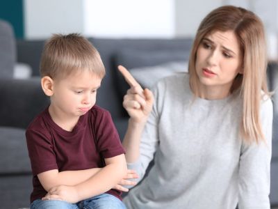 «Δεν αναγνωρίζω πια το παιδί μου»: Τι να κάνετε όταν το παιδί σας αλλάζει συμπεριφορά