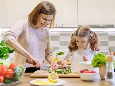Τρία λάθη που κάνετε στη διατροφή του παιδιού (pics)