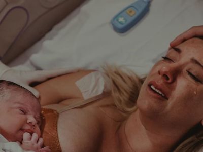 Tα δάκρυα χαράς τη στιγμή του τοκετού (pics)