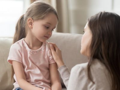 Το παιδί μου δεν μου μιλάει. Πώς θα το κάνω να «ανοιχτεί»;