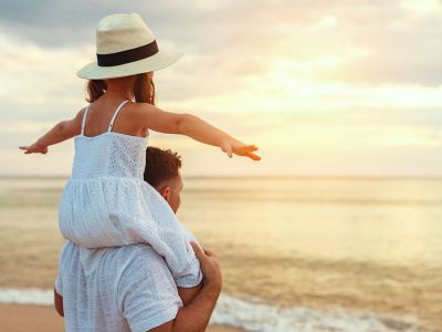 Γιορτή του Πατέρα: Πέντε τρόποι να κάνετε τον μπαμπά να νοιώσει ξεχωριστός (pics)