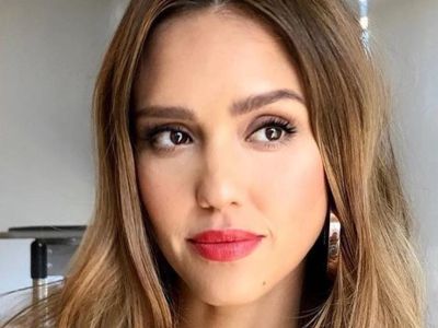Jessica Alba: Μας ξεναγεί με τα παιδιά της στο νέο εντυπωσιακό σπίτι της - Θα πάθετε πλάκα! (vid)