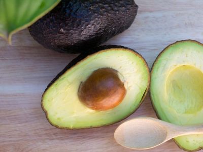 Είστε έγκυος; 12 λόγοι για να εντάξετε το αβοκάντο στη διατροφή σας (vid)