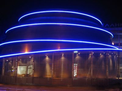 Καλοκαίρι στον «Ελληνικό Κόσμο» με θερινές προβολές στη «ΘΟΛΟ» Εικονικής Πραγματικότητας