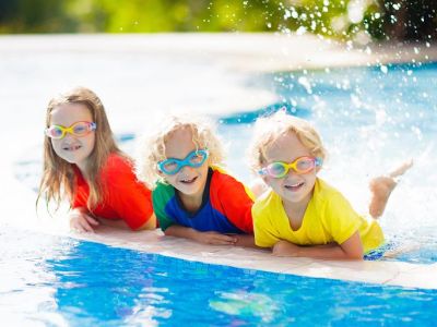 Κολυμπάμε με ασφάλεια παρέα με το Safe Water Sports