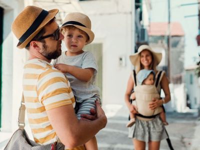 Νoσταλγικός Περίπατος στην Πλάκα από το Μουσείο Σχολικής Ζωής και Εκπαίδευσης
