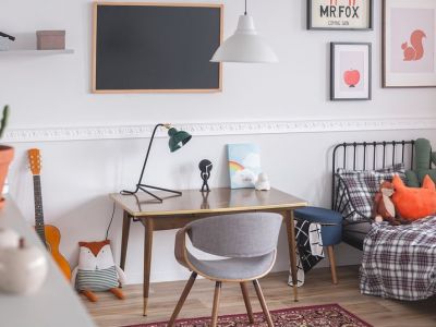 Back to school : Πρωτότυπα γραφεία για το παιδικό δωμάτιο (vid)