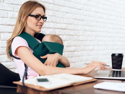 Γιατί πρέπει να δώσετε σε μια μαμά την ευκαιρία να δουλέψει