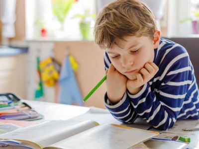 Επιστροφή στο σχολείο - Πώς επηρεάζουν τα χρώματα του παιδικού δωματίου τη μελέτη των παιδιών (pics)