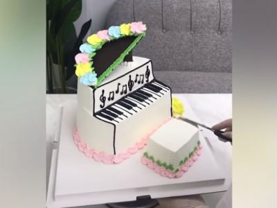 Τούρτα - πιάνο για τους μικρούς λάτρεις της μουσικής (vid)