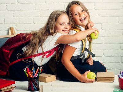 Φιλίες στο σχολείο: Πώς ένα παιδί θα κάνει καινούριους φίλους;