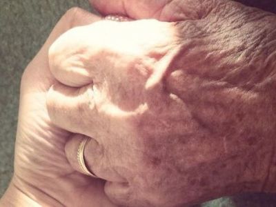 Να λέτε στη γιαγιά σας «Σ' αγαπώ» σαν να είναι η τελευταία φορά που θα τ' ακούσει