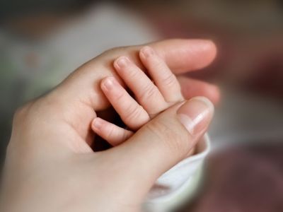 Μητρότητα μετά τα 40 – Μαμά με τρία παιδιά εκμυστηρεύεται σκέψεις και συναισθήματα