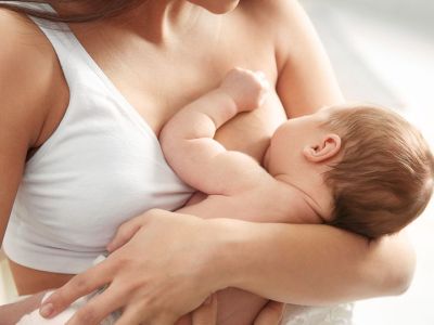 Λεμόνι με νερό: 5+1 λόγοι για τους οποίους πρέπει να το πίνεις όταν θηλάζεις