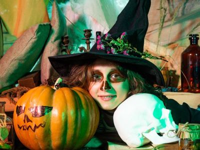 Θέλει το παιδί σας να γιορτάσετε κι εσείς έστω για μια φορά το Halloween; Ιδού τι να κάνετε (pics)