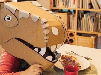 Δείτε τι φτιάχνει μια μαμά με χαρτόκουτα - Θα εντυπωσιαστείτε (pics)