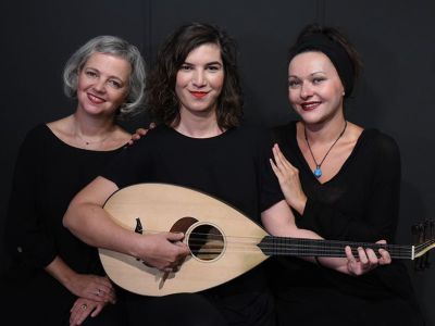 «Το Μήλο της Χιονάτης» στο θέατρο Θέατρο Βαφείο – Λάκης Καραλής