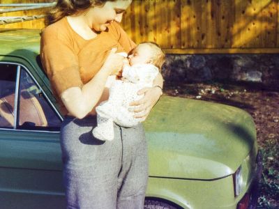 «Γι' αυτό η θηλάζουσα είναι ηρωίδα» - Ένας μπαμπάς γράφει