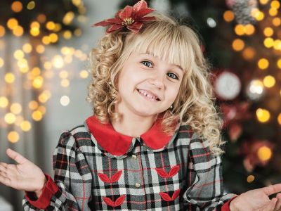 «Τα Μαγικά Φλουριά των Χριστουγέννων» στο θέατρο Αλκμήνη