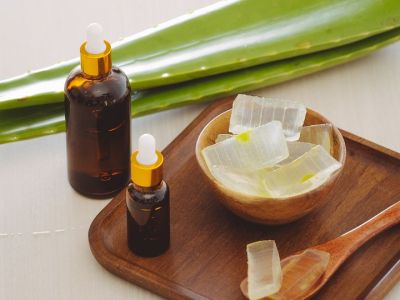 Δέκα καθημερινές χρήσεις της Aloe Vera που θα λατρέψετε (vid)